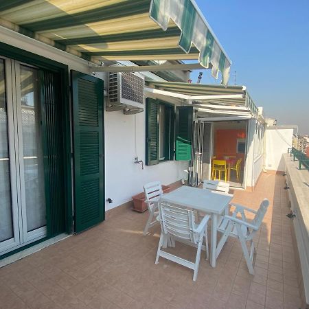 Fashion And Design - Terrace In Centrale Milan Extérieur photo
